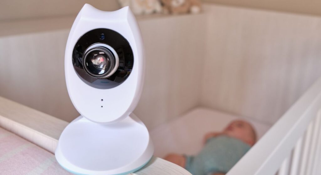 Smart Home AI Camera monitoring baby in nursery crib – 2025 home setup