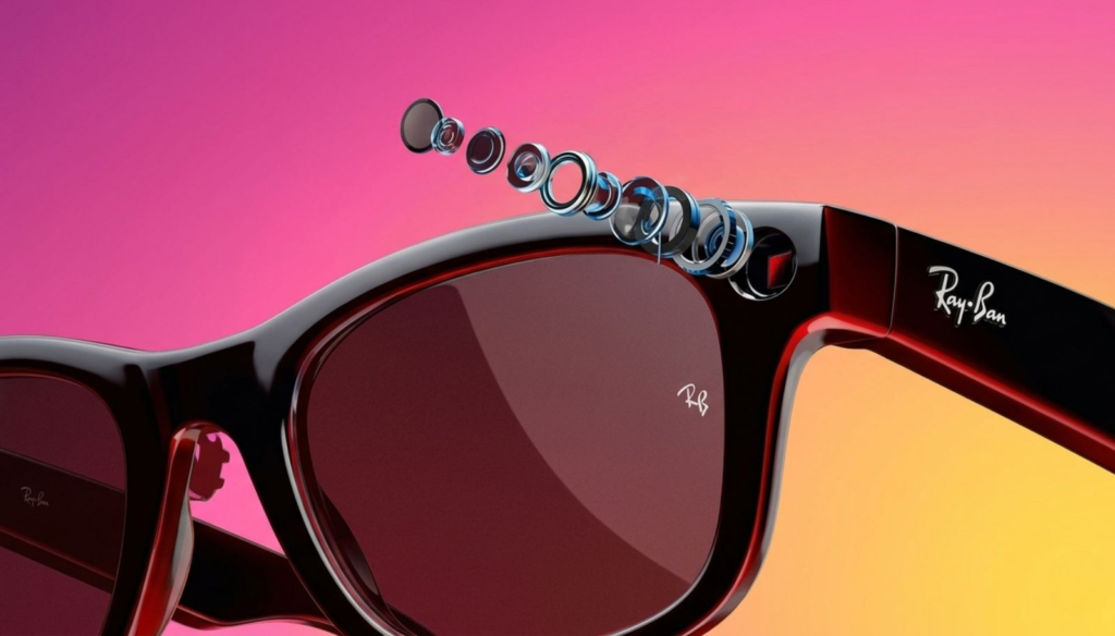ai pendant or meta smart glasses