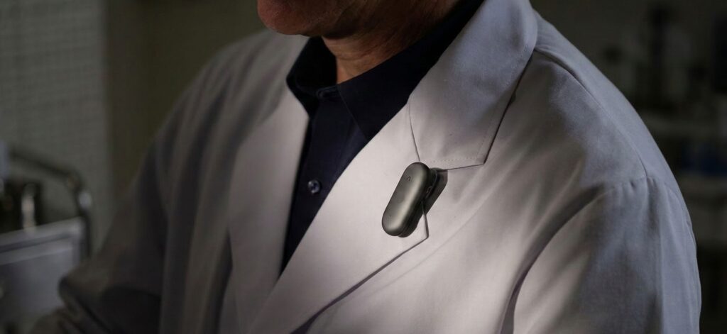 Plaud NotePin S wearable recorder, one of the most practical Amazon AI gadgets for meetings